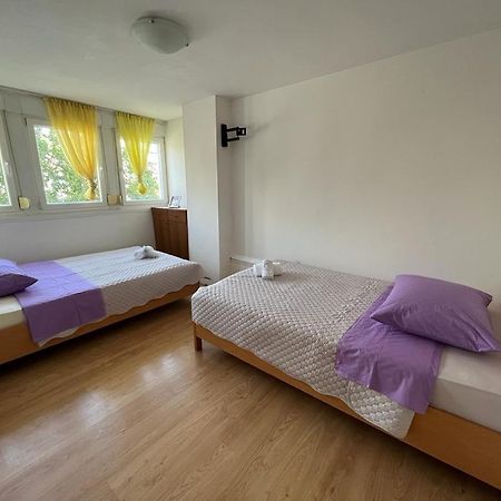 Apartman Spahija シベニク エクステリア 写真