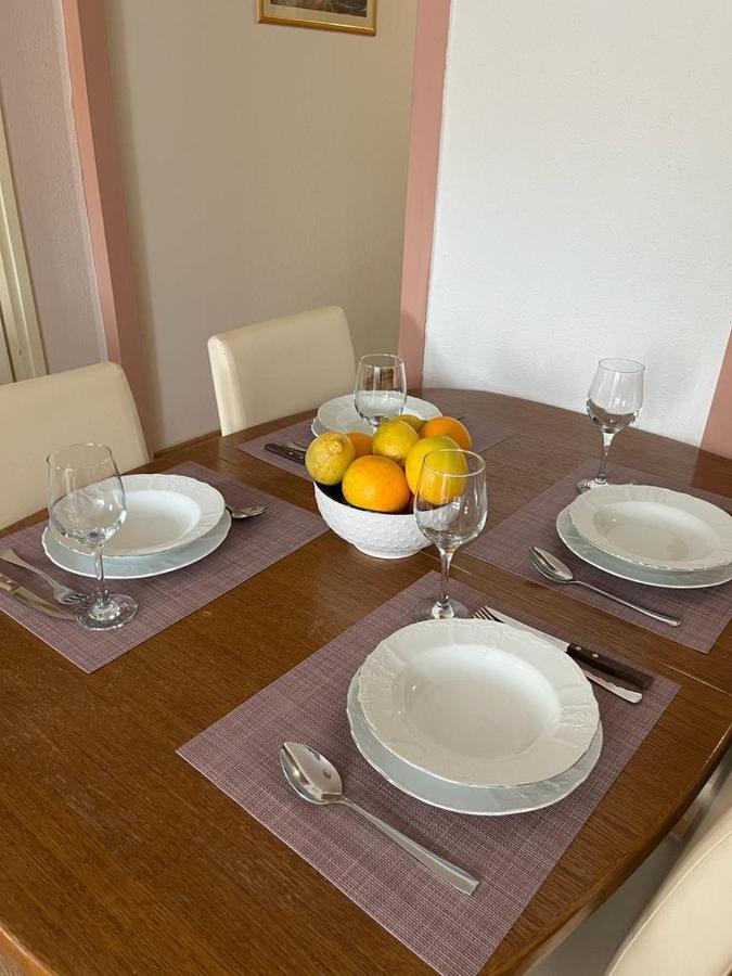 Apartman Spahija シベニク エクステリア 写真