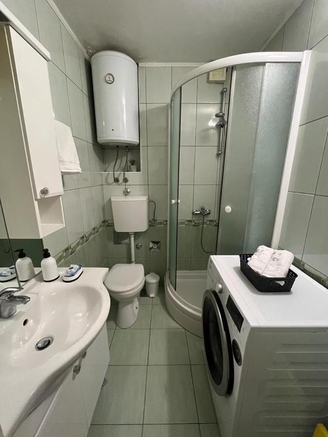 Apartman Spahija シベニク エクステリア 写真